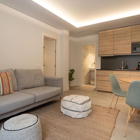 Diana Suites 23 Malaga Exterior photo