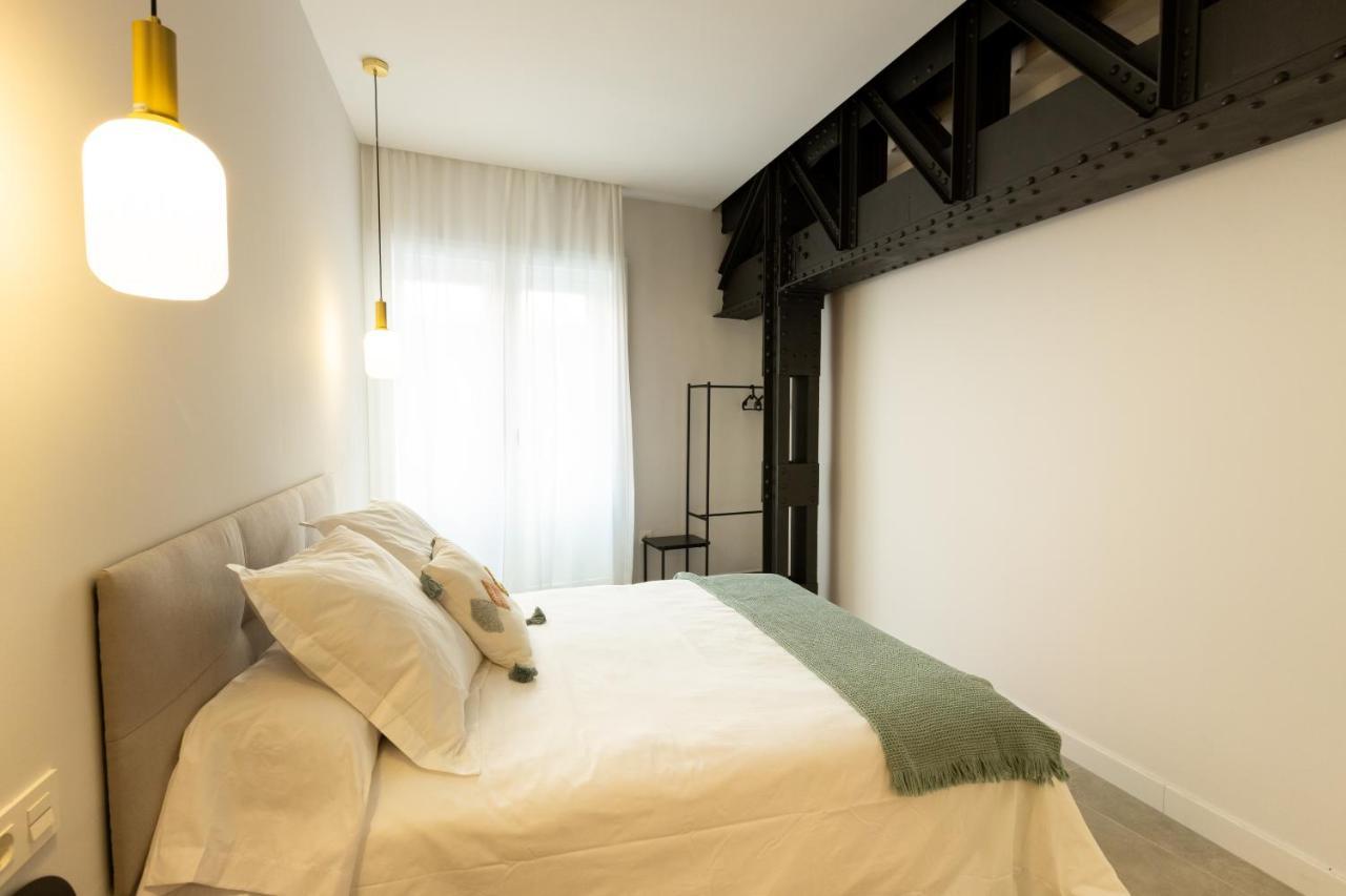 Diana Suites 23 Malaga Exterior photo