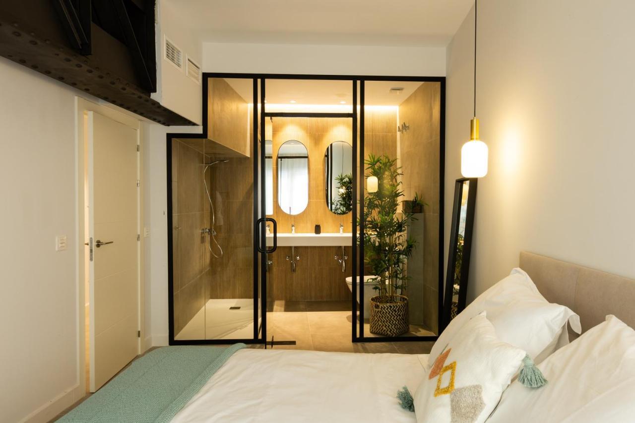 Diana Suites 23 Malaga Exterior photo