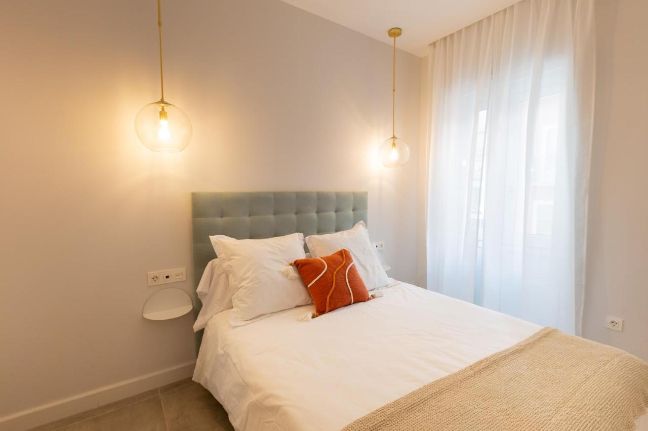 Diana Suites 23 Malaga Exterior photo
