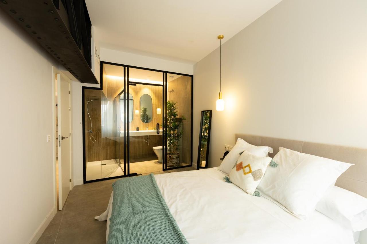 Diana Suites 23 Malaga Exterior photo