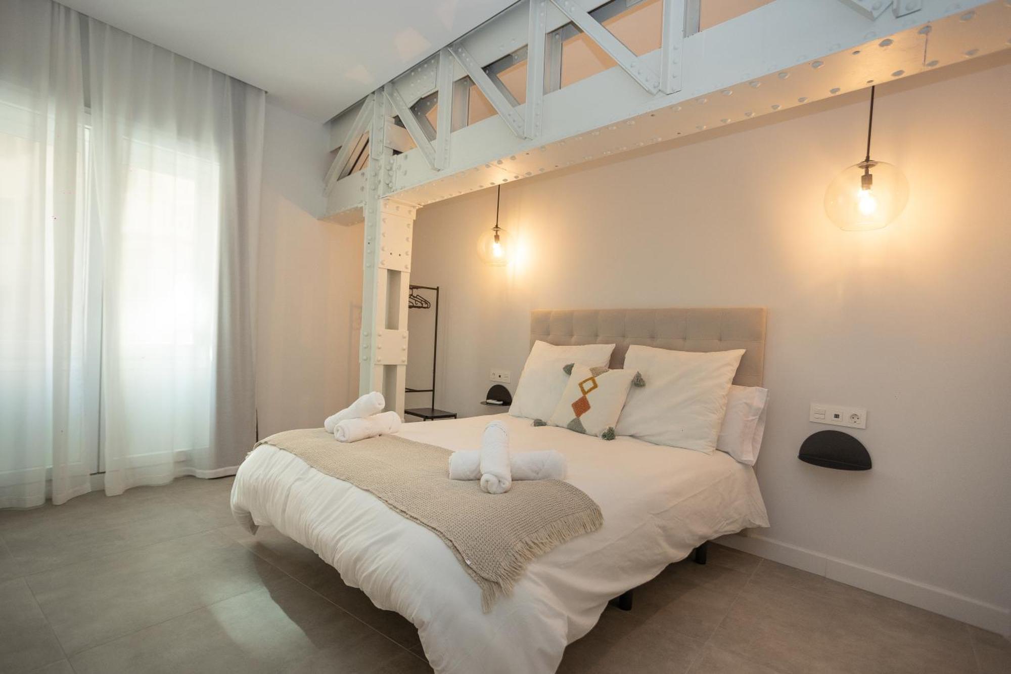 Diana Suites 23 Malaga Exterior photo