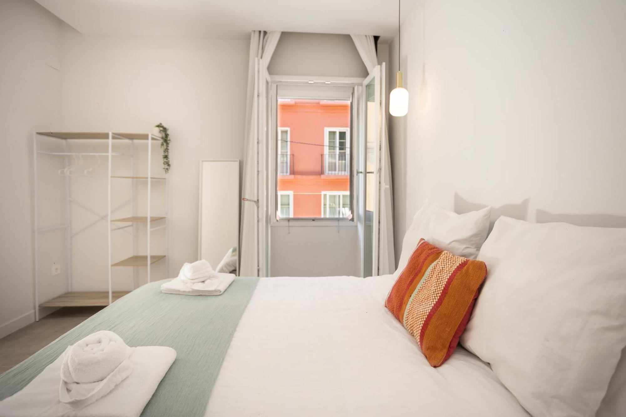 Diana Suites 23 Malaga Exterior photo
